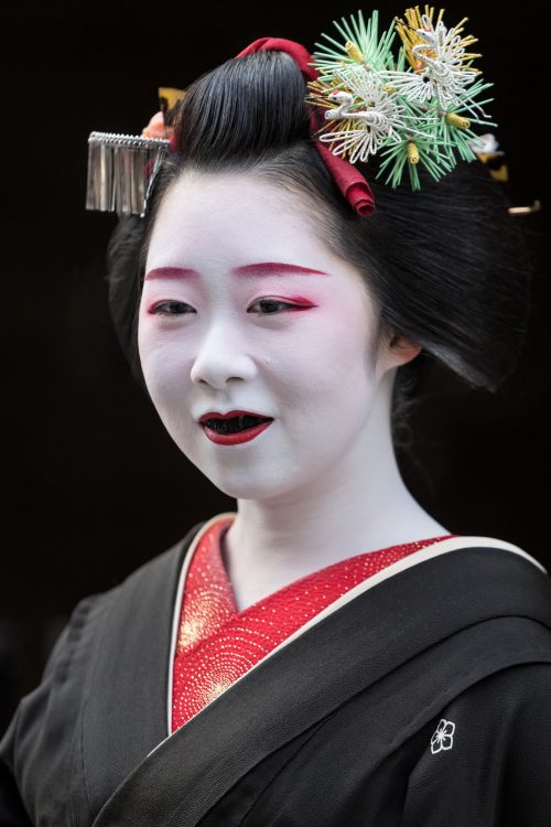 Die Maiko Kikuyae © Paul van der Veer